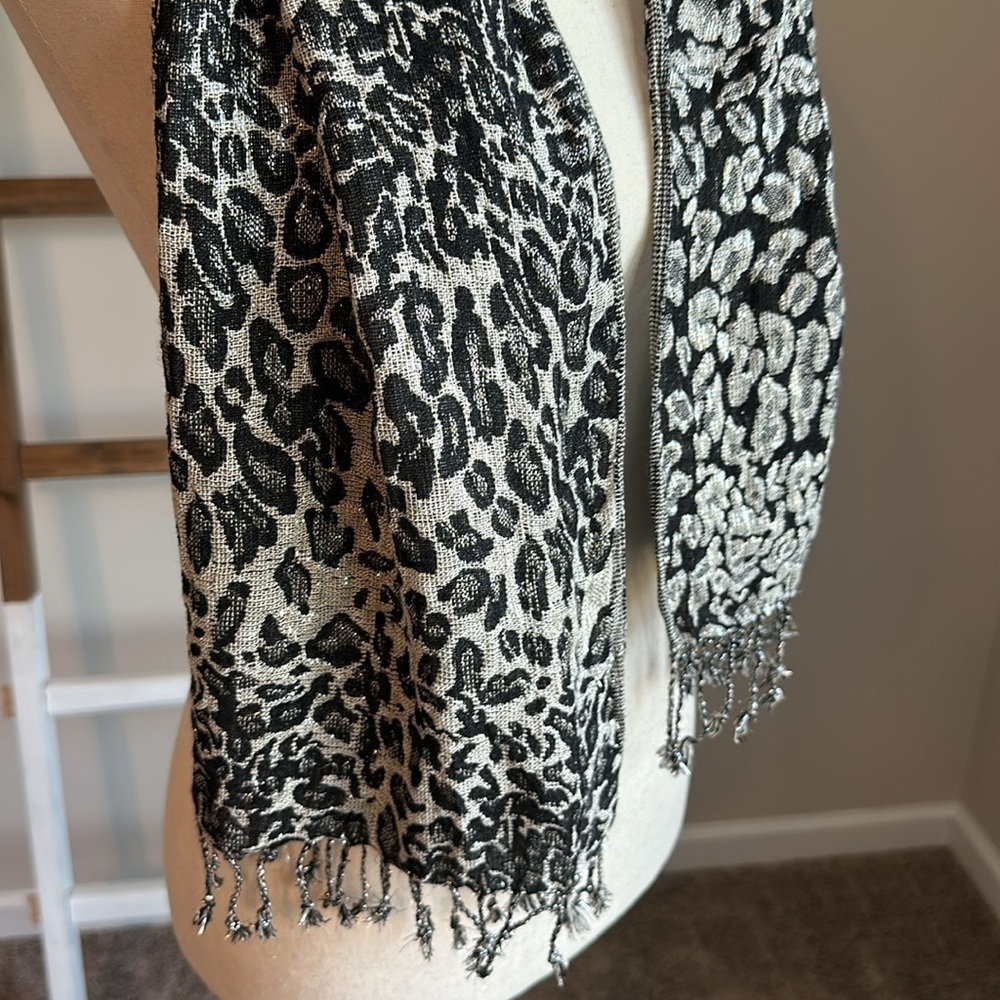 Animal Print Scarf with Fringe - Picture 15 of 17